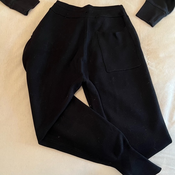 Zara | high waisted tapered sweats - Picture 4 of 5